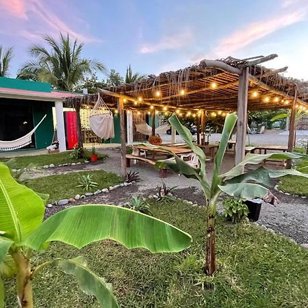 Hostel Flakos Barra de Potosi Екстериор снимка